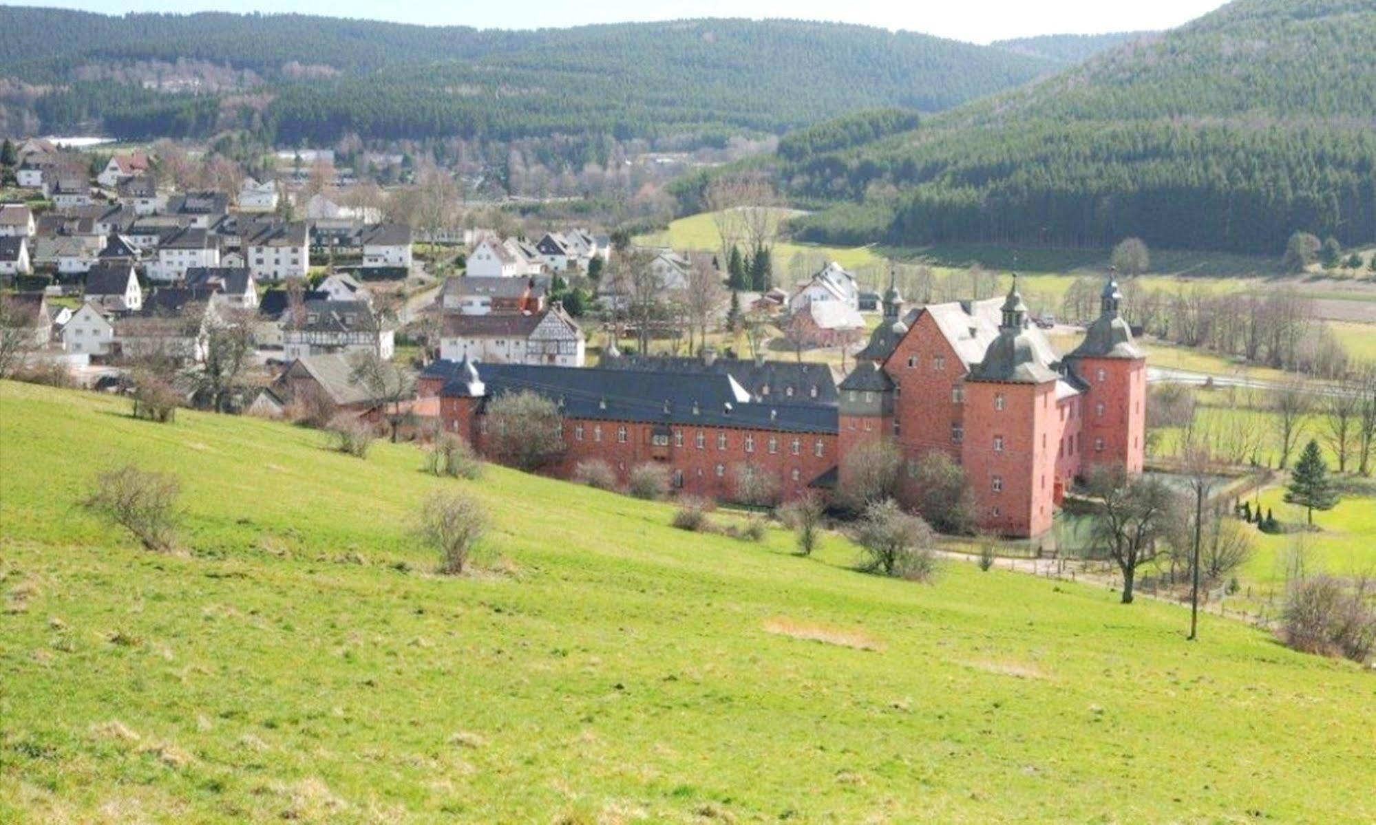 Hotel Carpe Diem Kirchhundem Exterior foto